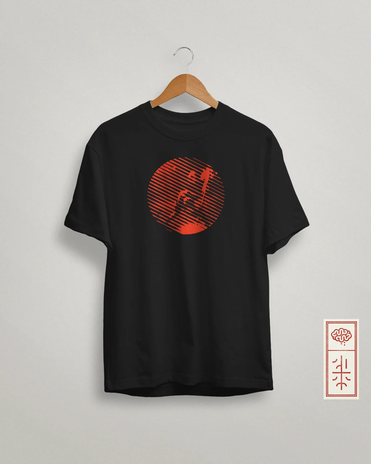 Camiseta “THE CLASH – London Calling” – Un Icono del Punk en Versión Arte Textil