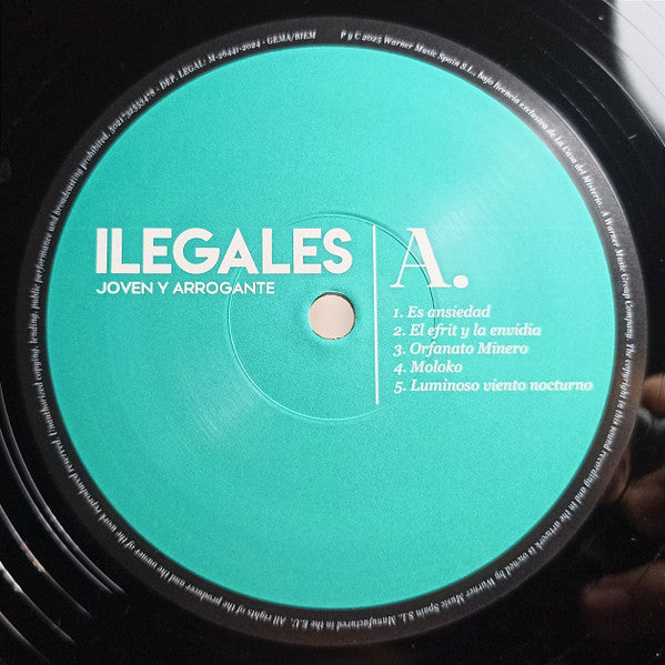 Ilegales (2) : Joven Y Arrogante (LP)