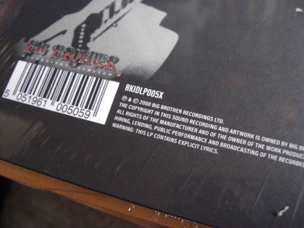 Oasis (2) : Familiar To Millions (3xLP, Album, RE)